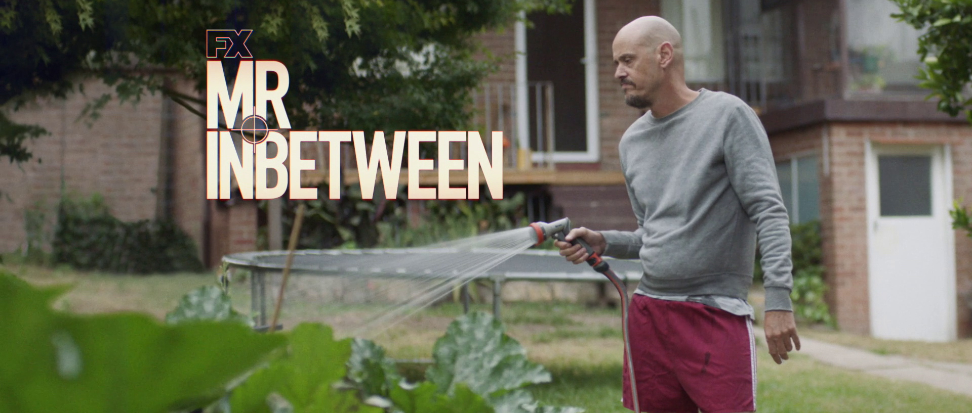 MR INBETWEEN Season 3 - Dir: Nash Edgerton - AARON MCLISKY ACS